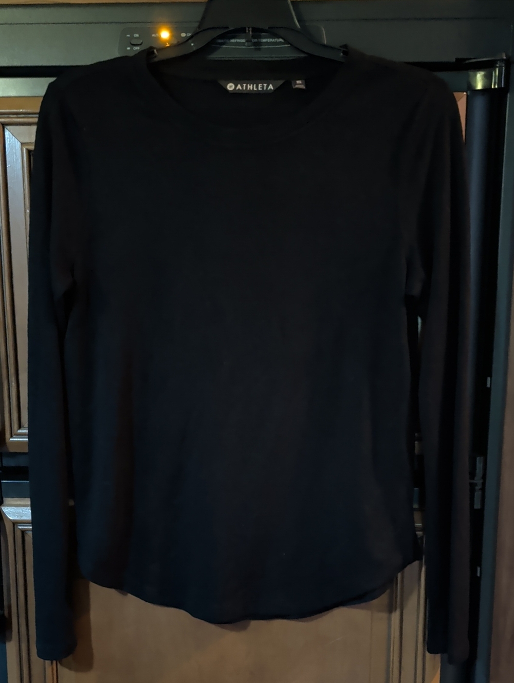 Athleta Black Long Sleeve Crewneck Tee